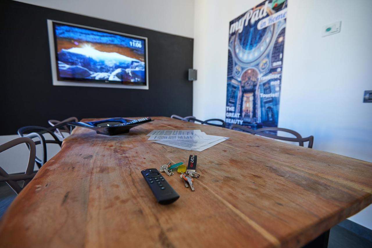 Apartment In Front Of St Peter'S Square And Vatican Museums - Mypad In โรม ภายนอก รูปภาพ